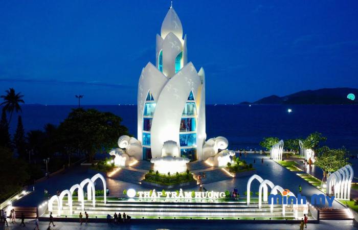 Du lịch Nha Trang tháng 8: Thời tiết, điểm du lịch, ăn uống