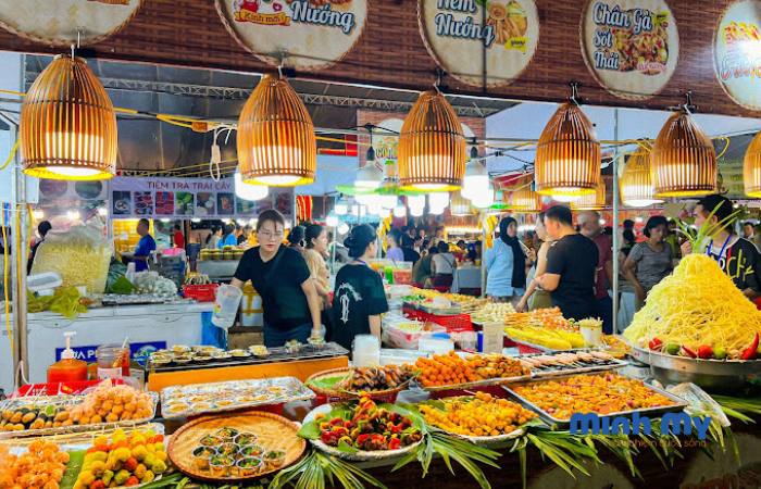 Chợ đêm Nha Trang - Thiên đường ăn uống cho tín đồ ẩm thực