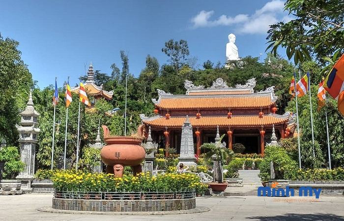 Chùa Long Sơn Nha Trang - Ngôi cổ tự lâu đời nhất phố biển