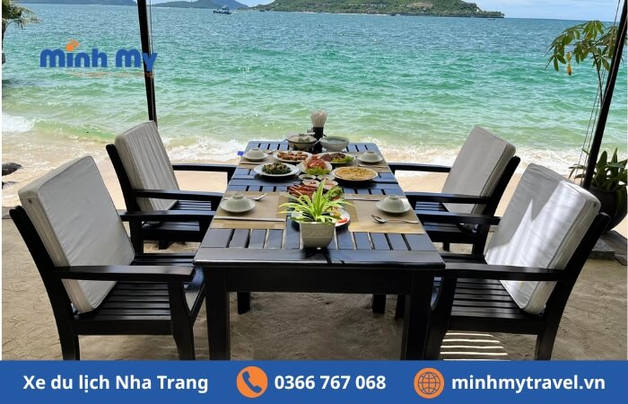 Review Mini Beach Nha Trang - Thiên đường biển vạn người mê