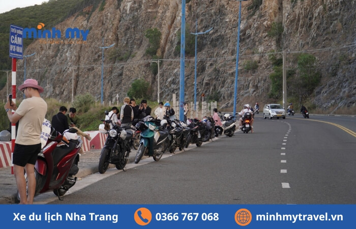 Đèo Lương Sơn - Cung đường biển nối các khu du lịch và resort