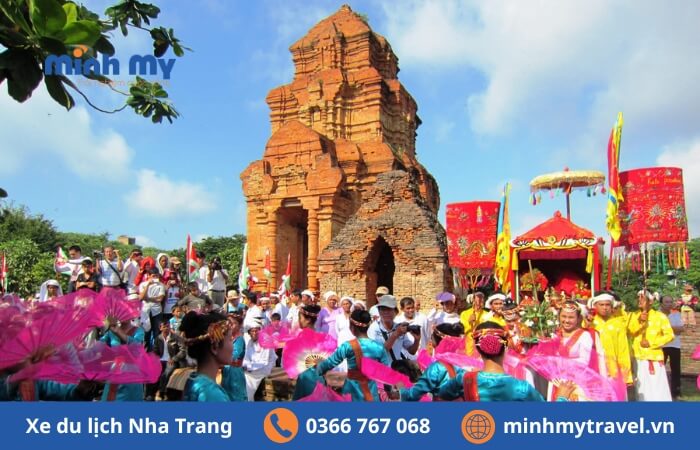 Tháp Bà Ponagar Nha Trang - Công trình vĩ đại người Chăm