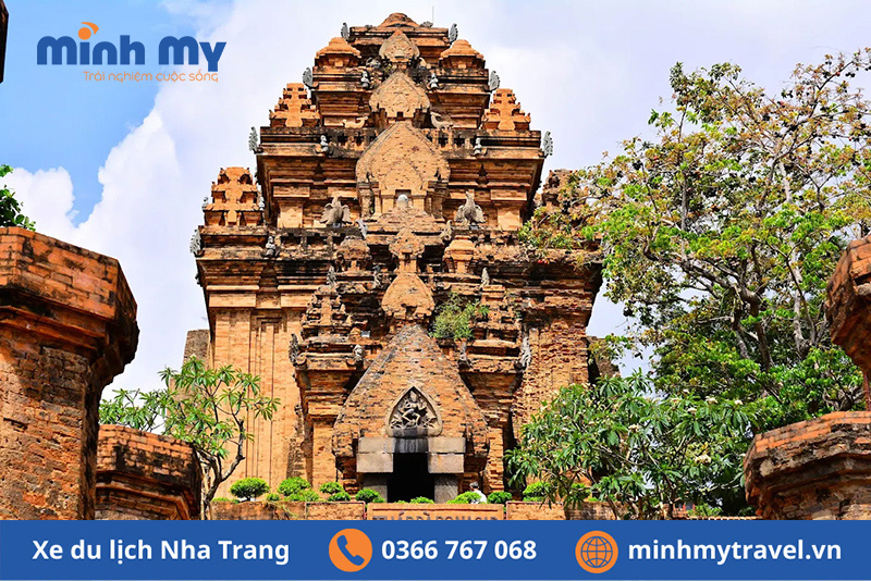 Tháp Bà Ponagar