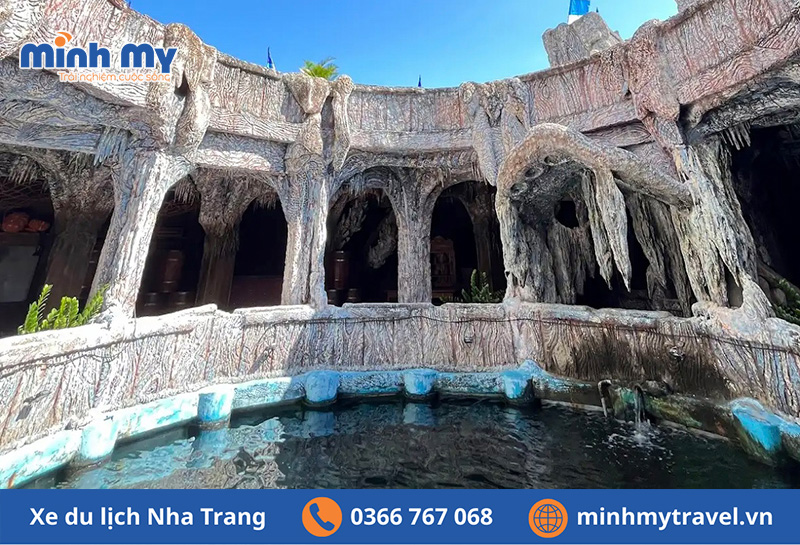 Thủy cung Trị Nguyên tại Khu bảo tồn biển Hòn Mun