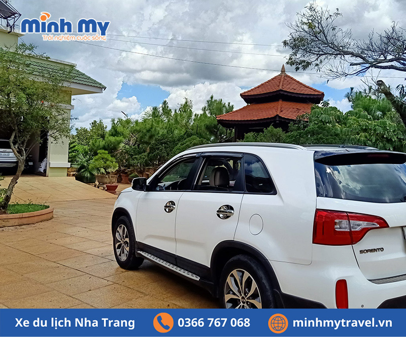 Thuê xe 7 chỗ sân bay Cam Ranh Nha Trang